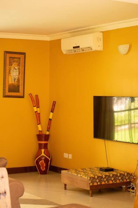 Len Apartments Dar es Salaam Esterno foto