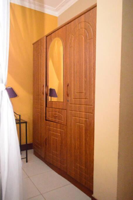 Len Apartments Dar es Salaam Esterno foto
