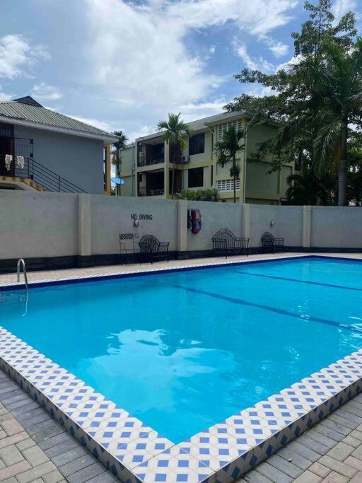 Len Apartments Dar es Salaam Esterno foto