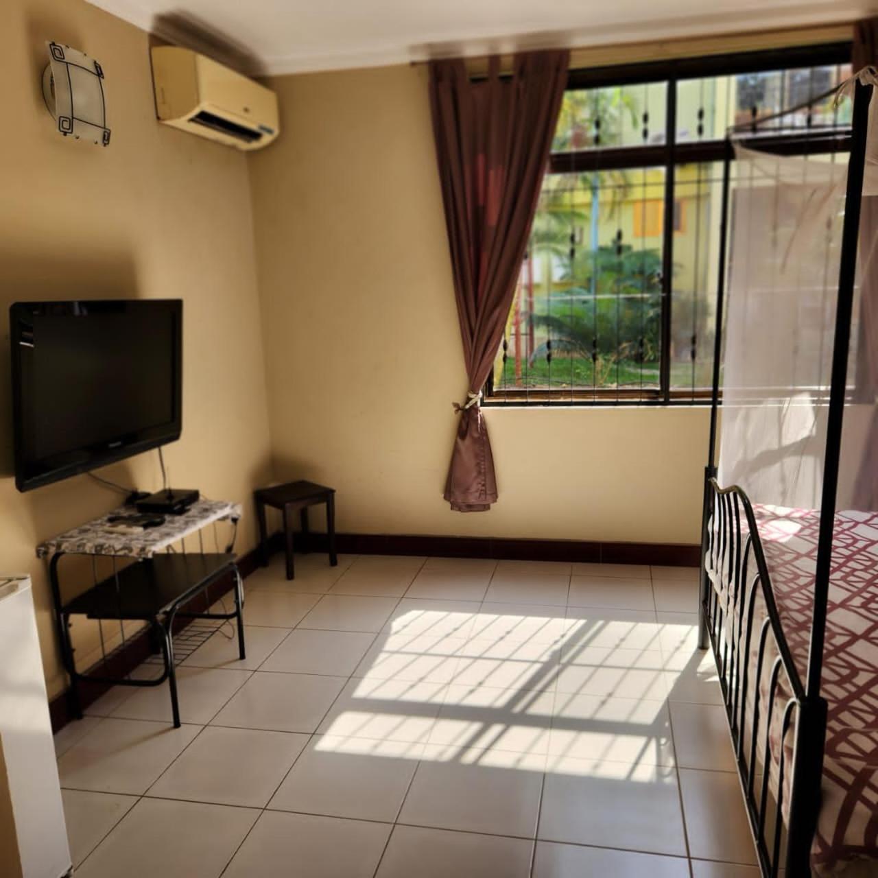 Len Apartments Dar es Salaam Esterno foto