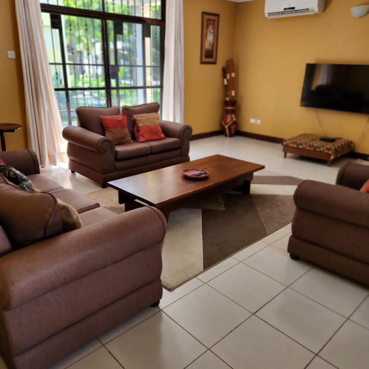 Len Apartments Dar es Salaam Esterno foto